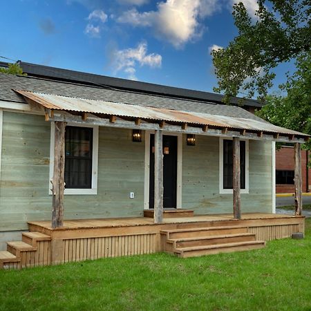 Barnwood Village White Sulphur Springs Exterior foto