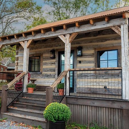 Barnwood Village White Sulphur Springs Exterior foto