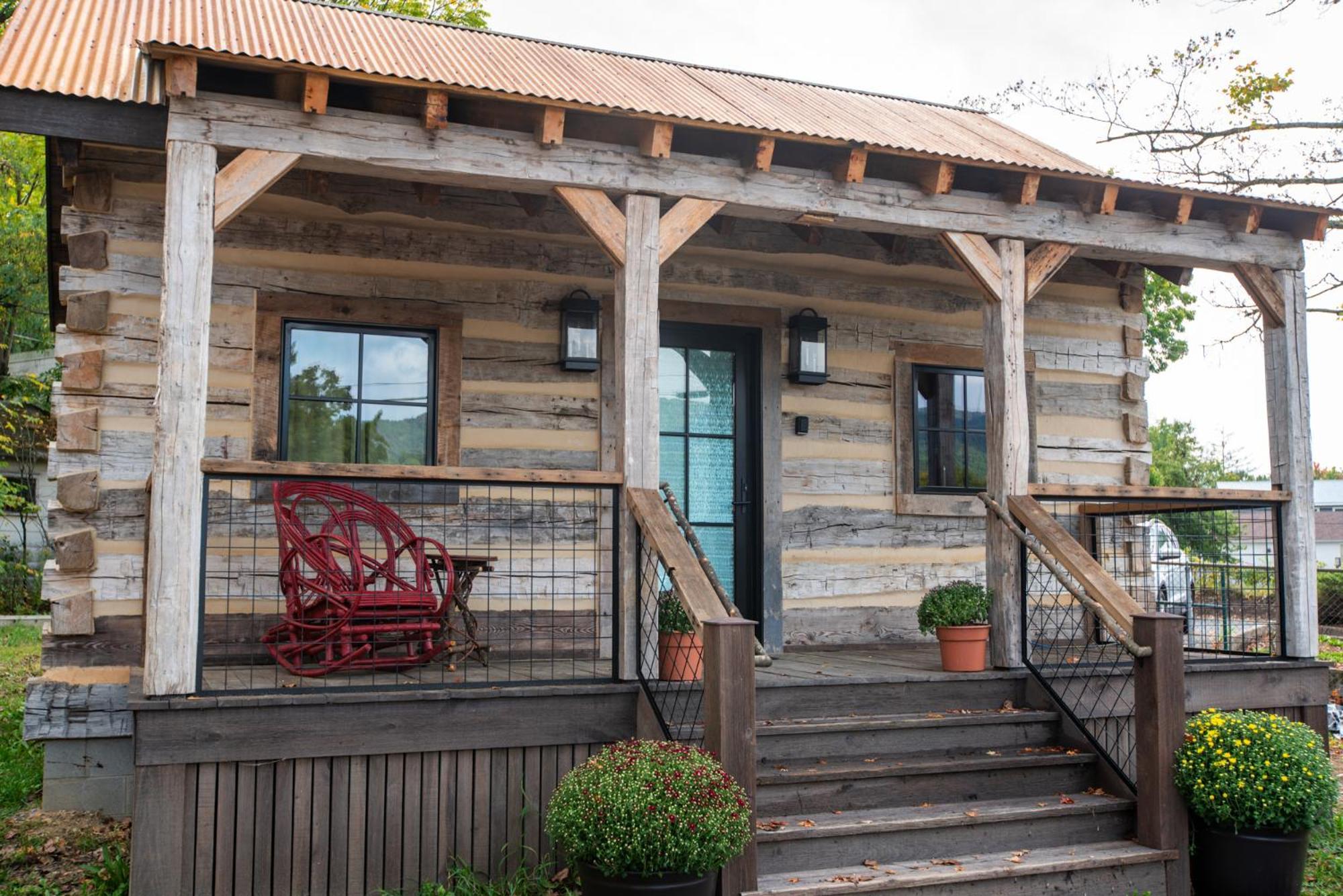 Barnwood Village White Sulphur Springs Exterior foto